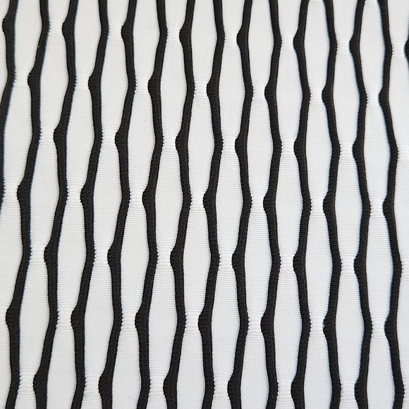 Liz Claiborne, Women's, M, w  Black then White and Black Waves Make a Offer - Picture 4 of 5